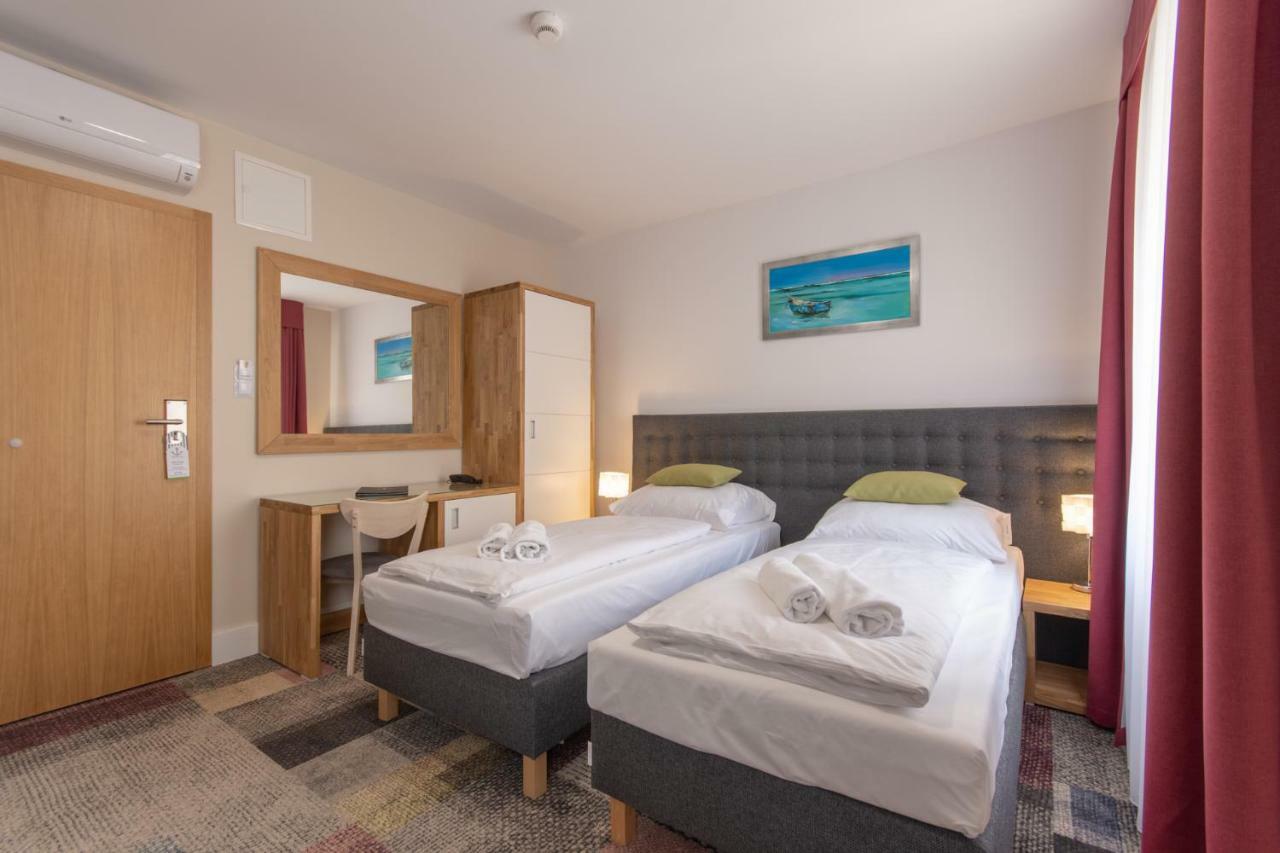 Marina Pallatium Premium Floor Kamien Pomorski Kültér fotó