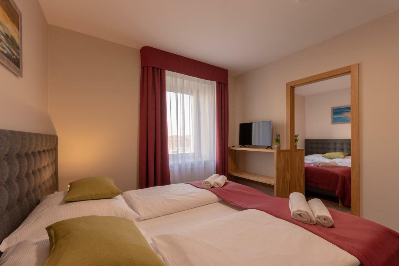 Marina Pallatium Premium Floor Kamien Pomorski Kültér fotó
